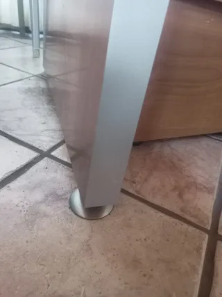 Escritorio de oficina madera y metal