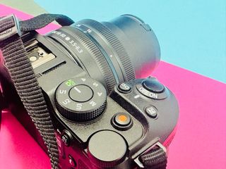 Cámara Nikon Z30 + Objetivo 16-50mm