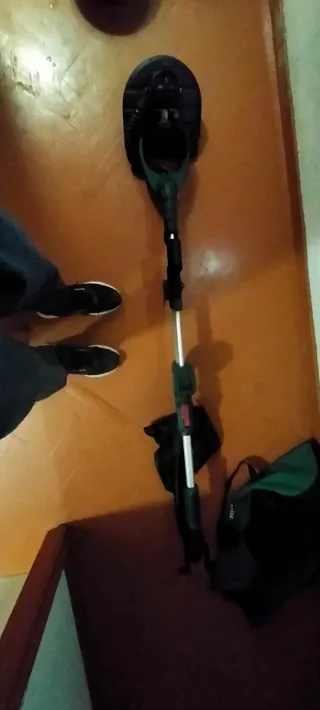 Lijadora parkside casi nuevo, Batería y cargador