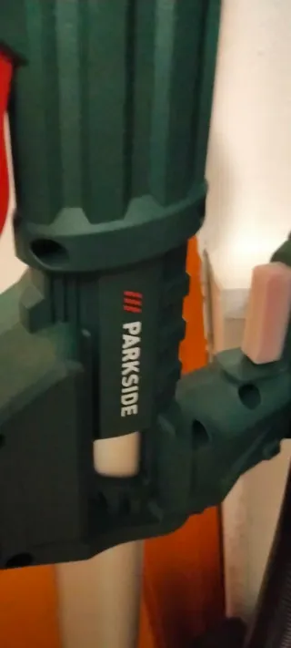 Lijadora parkside casi nuevo, Batería y cargador