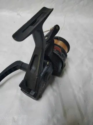 Carrete de pesca Silstar FT33 Graphite