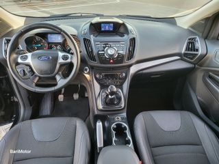 Ford Kuga 2.0 TDCi 140 4x2 Titanium