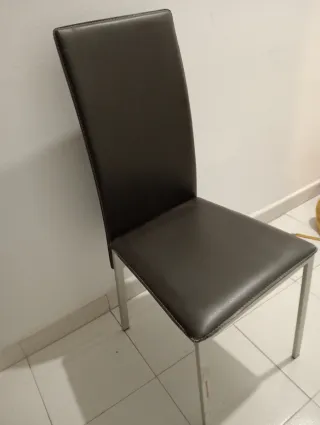 4 Sillas Comedor Piel y Metal