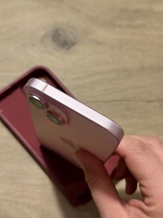 iPhone 15 Rosa 128GB + Accesorios