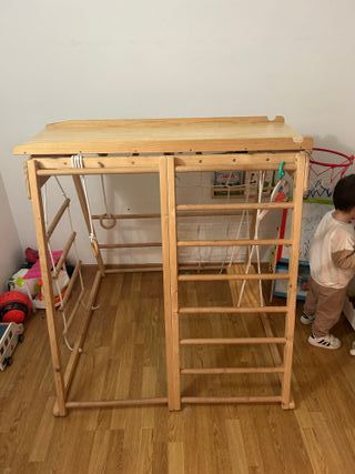 Parque infantil de madera