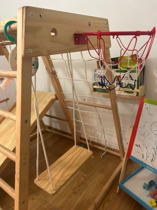 Parque infantil de madera