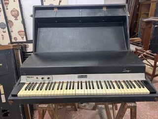 Piano Eléctrico Fender Rhodes Mark I Negro