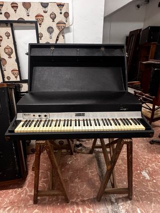 Piano Eléctrico Fender Rhodes Mark I Negro