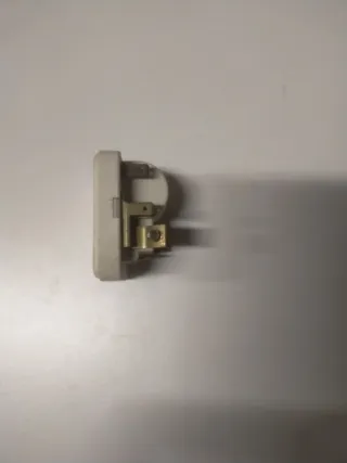 Relé compresor nevera 25Ω 220-240V