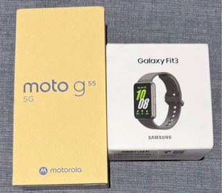 Motorola Moto G 55 y Samsung Galaxy Fit3
