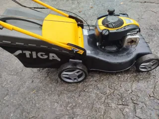 Cortacésped Stiga motor Briggs & Stratton