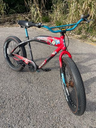 Bicicleta Felt Custom Roja y Negra