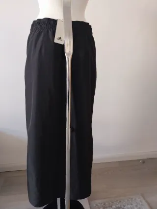 Falda larga Adidas negra