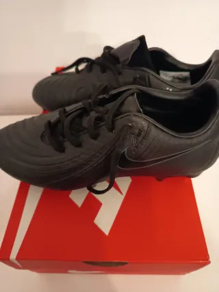 Botas de fútbol césped natural