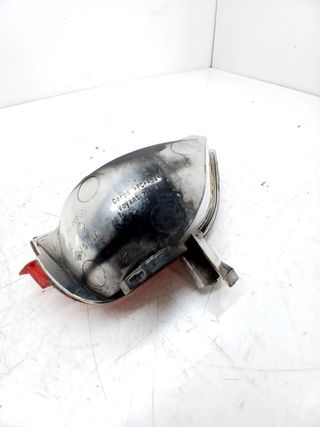 FARO ANTINIEBLA TRASERO DERECHO DACIA SANDERO