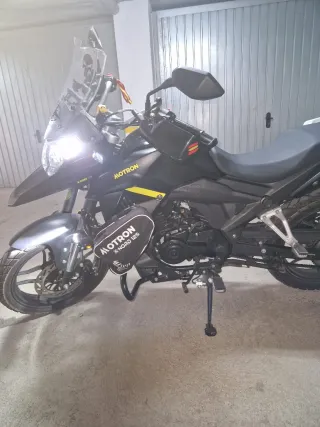 Moto Motron X-Nord 125 Negra