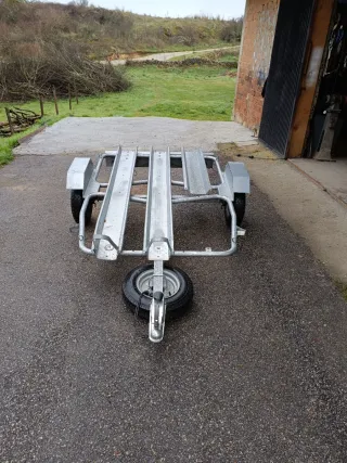Remolque para motos galvanizado