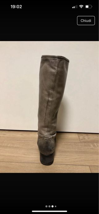 Stivali in pelle vintage grigi