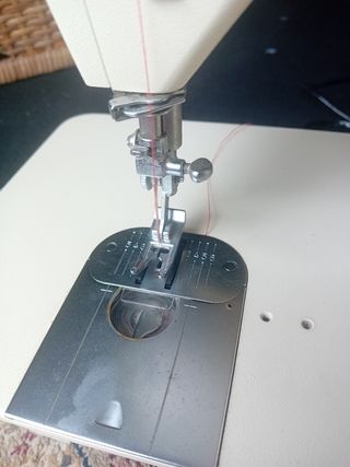 Máquina de coser Singer 6740