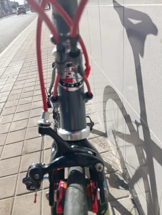 Bicicleta de carretera BH talla S