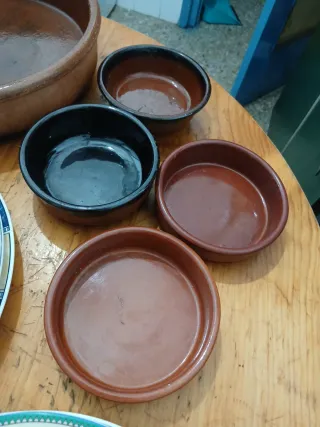 Vajillas de cerámica y terracota