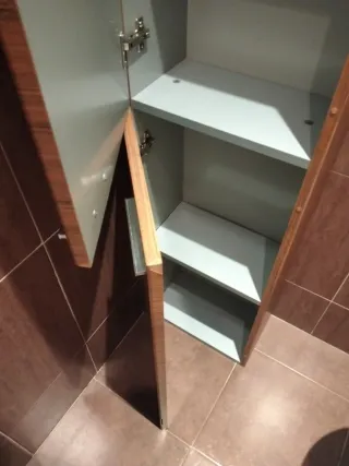 Mueble de baño alto madera