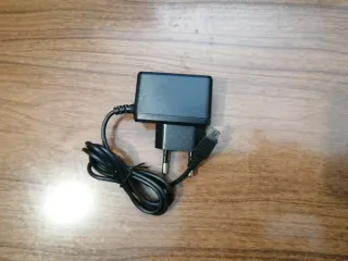 Cargador móvil universal USB.