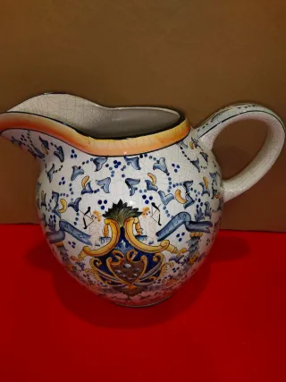 Jarrón de cerámica decorado