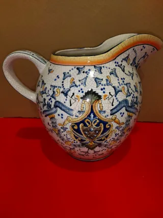 Jarrón de cerámica decorado