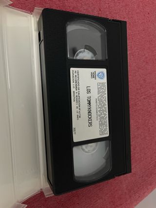 VHS Los Tommyknockers Stephen King Español