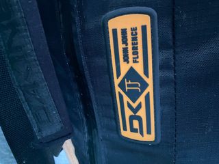 Tablas de surf con fundas y quillas