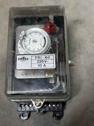 Reloj Temporizador FRI-60 220V 10A Desescarche.