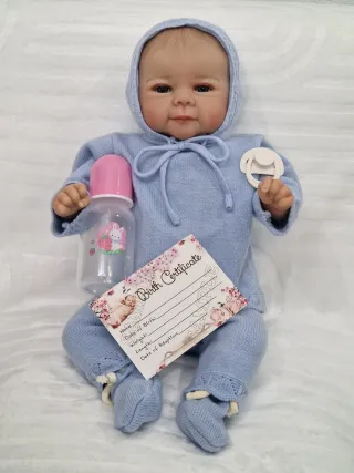 Muñeca Bebé Reborn con Biberón y Certificado