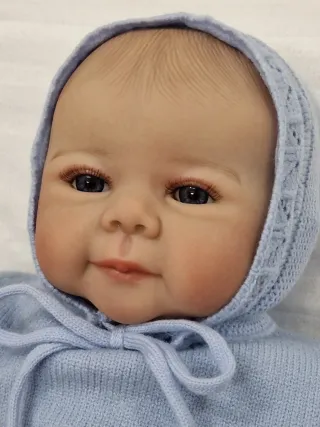 Muñeca Bebé Reborn con Biberón y Certificado