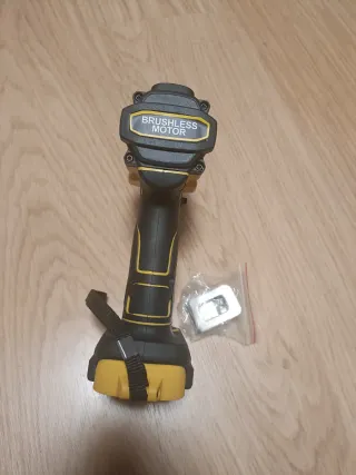 Taladro Percutor Dewalt DCD805 18V