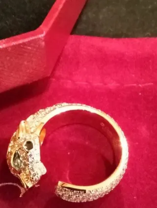 Anillo Pantera Dorada Ojos Verdes