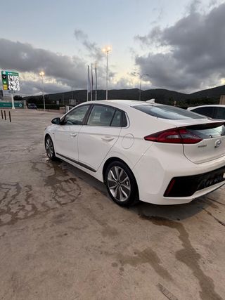Hyundai IONIQ tecno 140cv hybrid