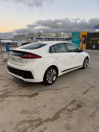 Hyundai IONIQ tecno 140cv hybrid