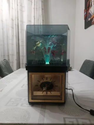 Reloj Cisnes con Lámpara Fibra Óptica