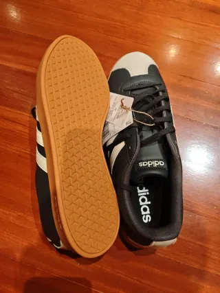 Zapatillas Adidas VL Court Talla 43.5