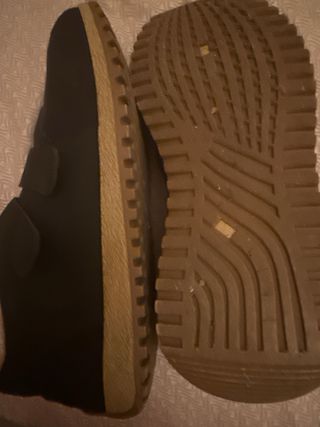 Zapatillas deportivas velcro negras y marrones