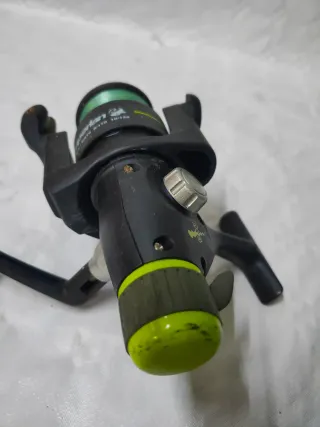 Carrete de pesca L30.R.1