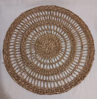 Bajoplatos de mimbre redondos