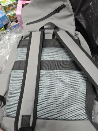 Mochila moderna e impermeable
