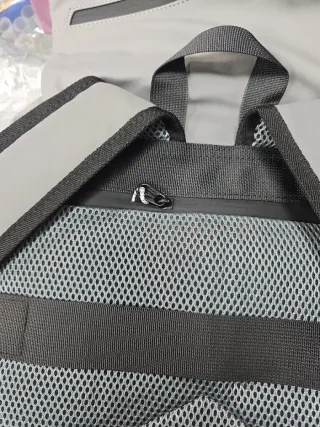 Mochila moderna e impermeable
