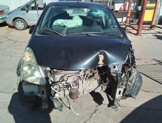 5159526 piloto trasero izquierdo nissan pix0 (uao)