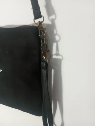 Bolso terciopelo negro con estrella plateada