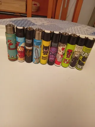 Confezione da 10 accendini Clipper