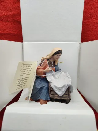 Figura Virgen María Belén