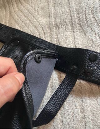 Suspensorio imitación cuero ajustable